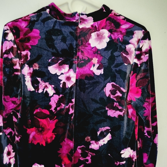 ROZ & ALI Crushed Velvet Floral Dress 3/4 sleeves - Picture 8 of 11